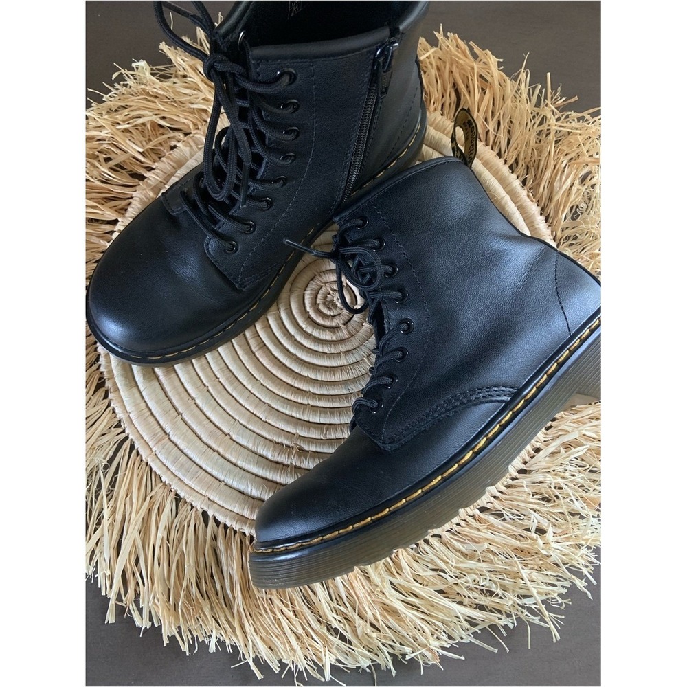 DR. MARTENS Junior Black Softy Lace Up Boots 1460 J US 3 34EU